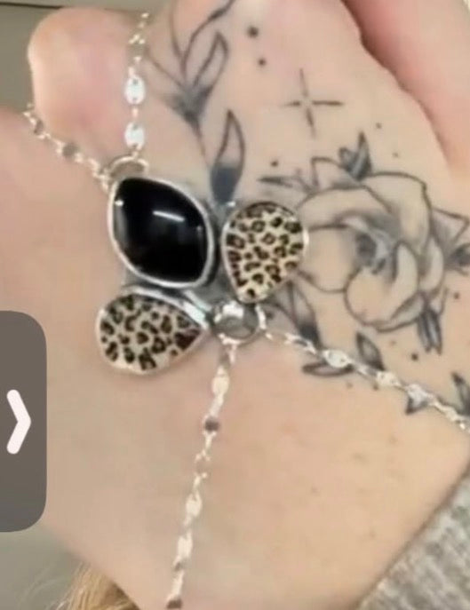 Leopard hand chain custom with clasp