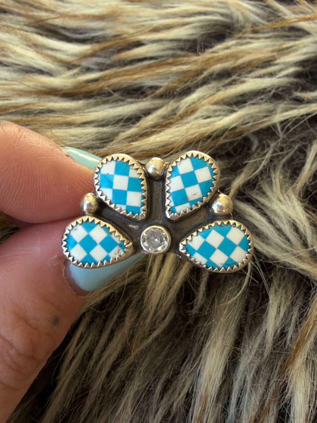 Checkered flower size 7.5