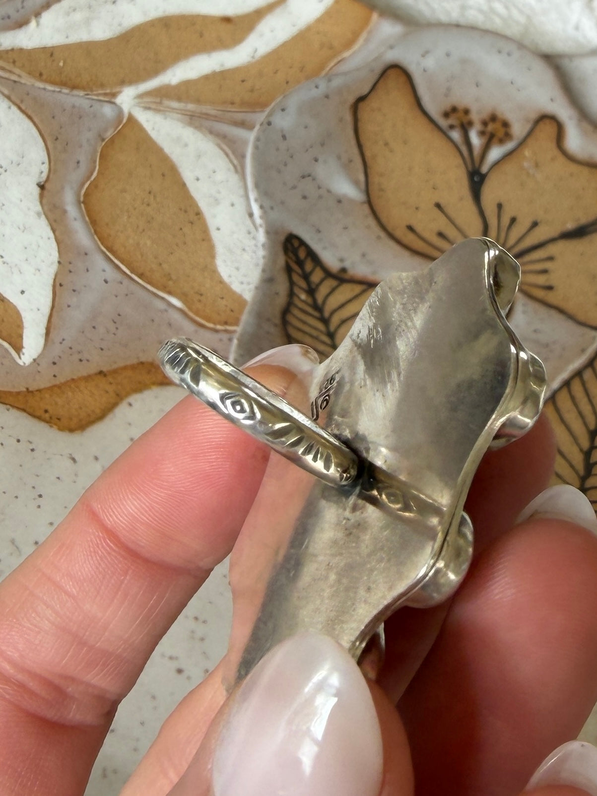 Size 7 turquoise flower