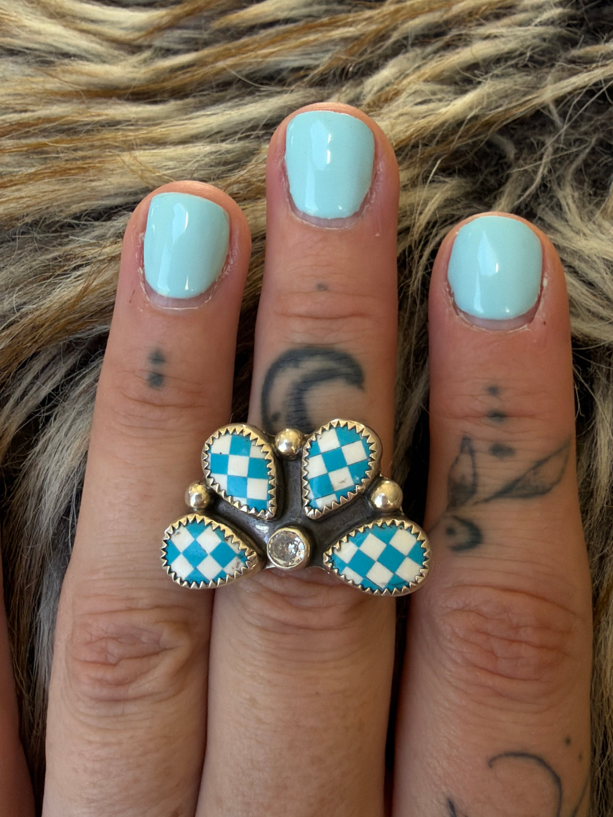 Checkered flower size 7.5
