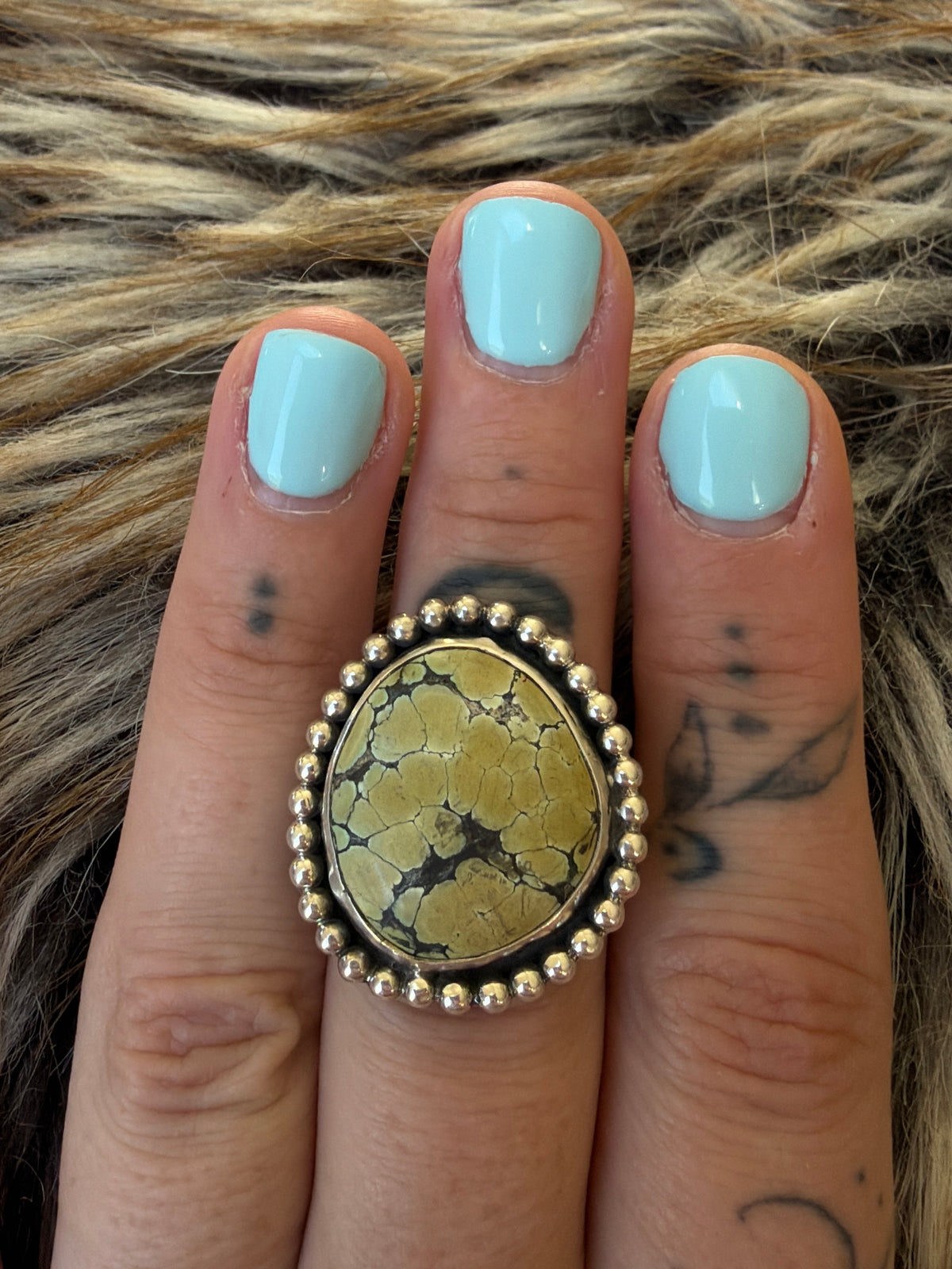 Hubei turquoise size 7.25
