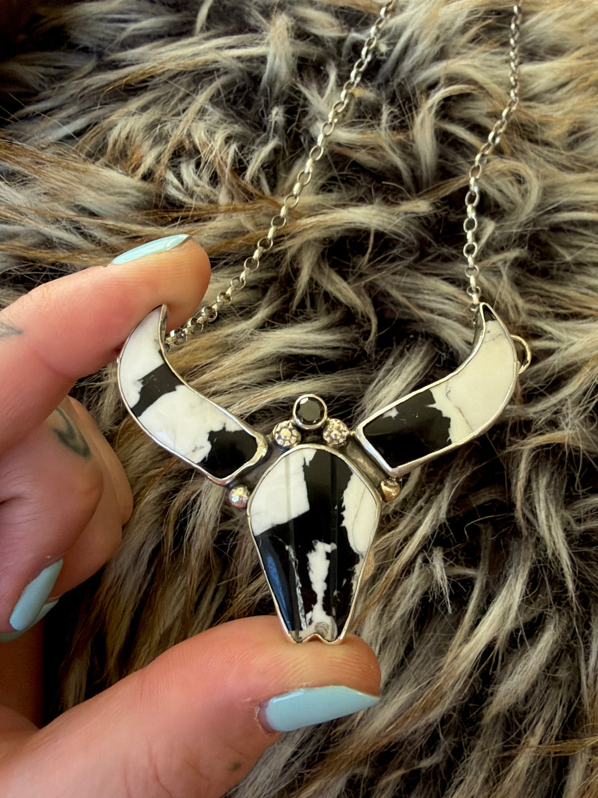 White Buffalo Longhorn Necklace