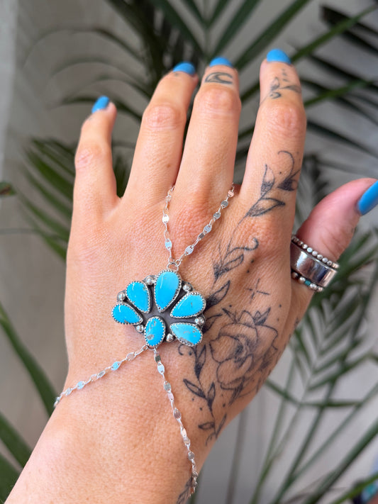Coastal hand chain