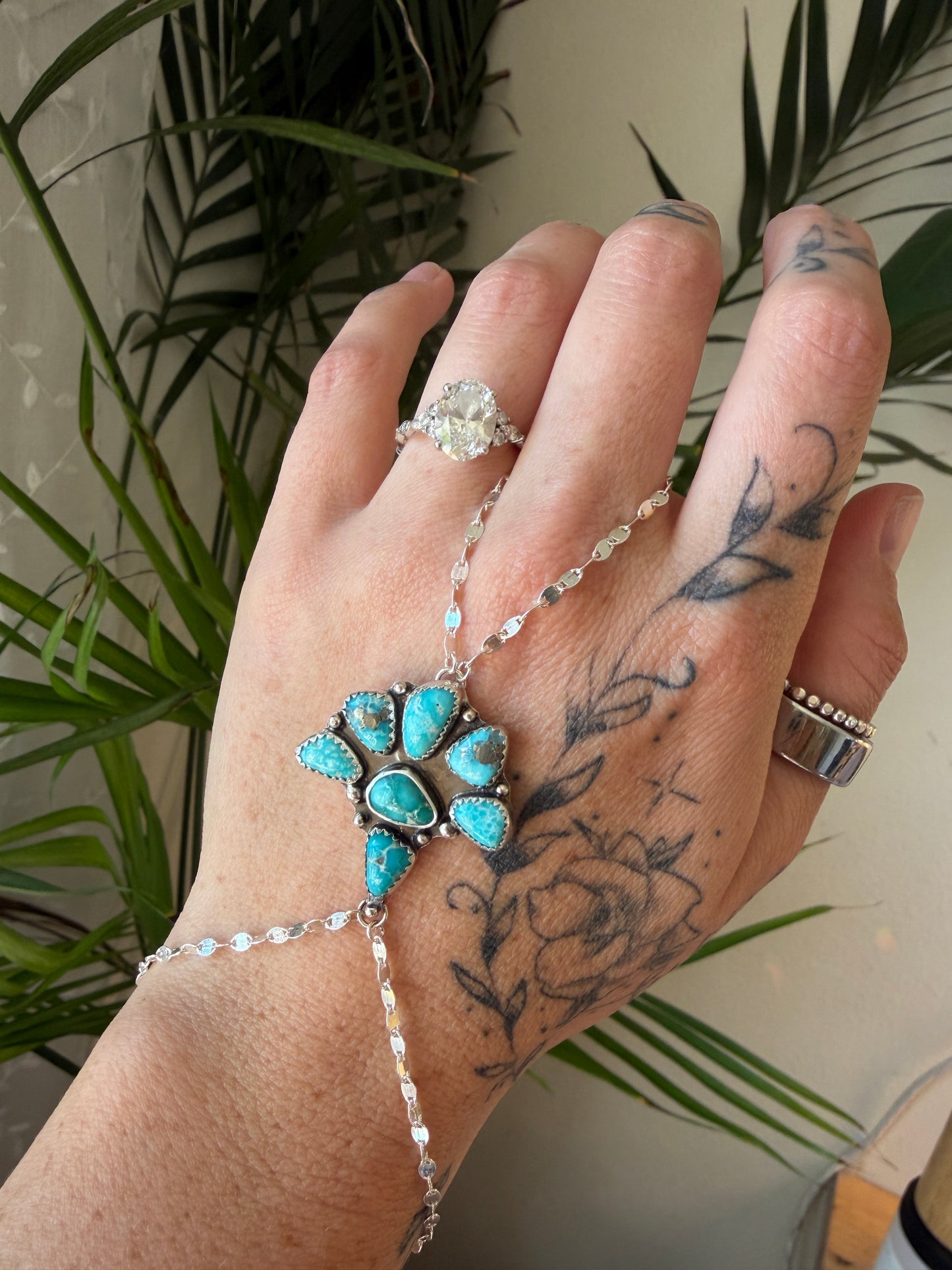 White water turquoise handchain