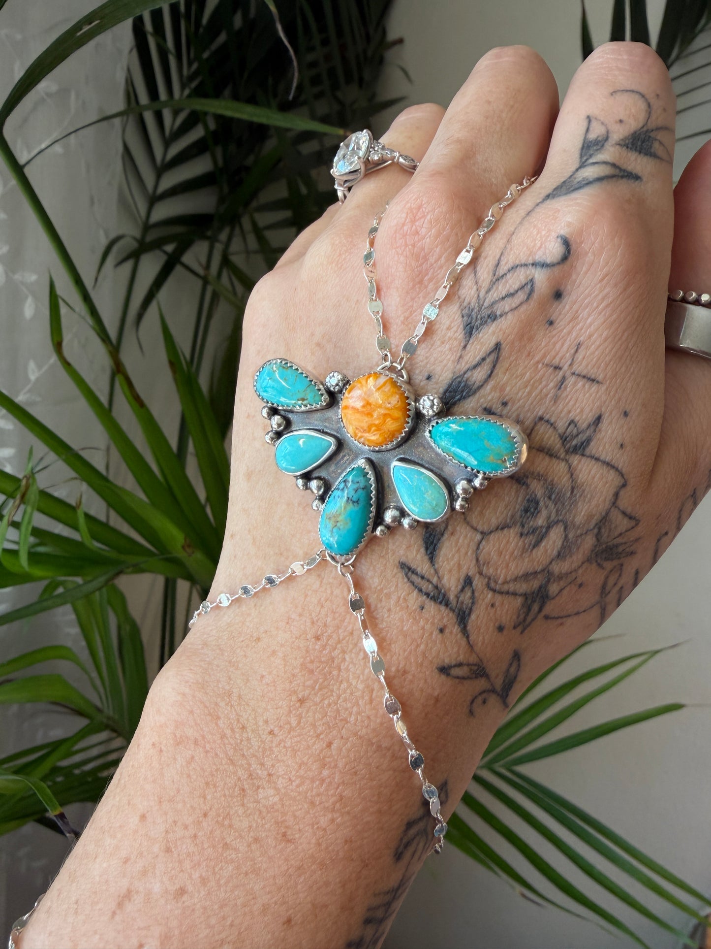 Turquoise & Spiny Oyster Handchain