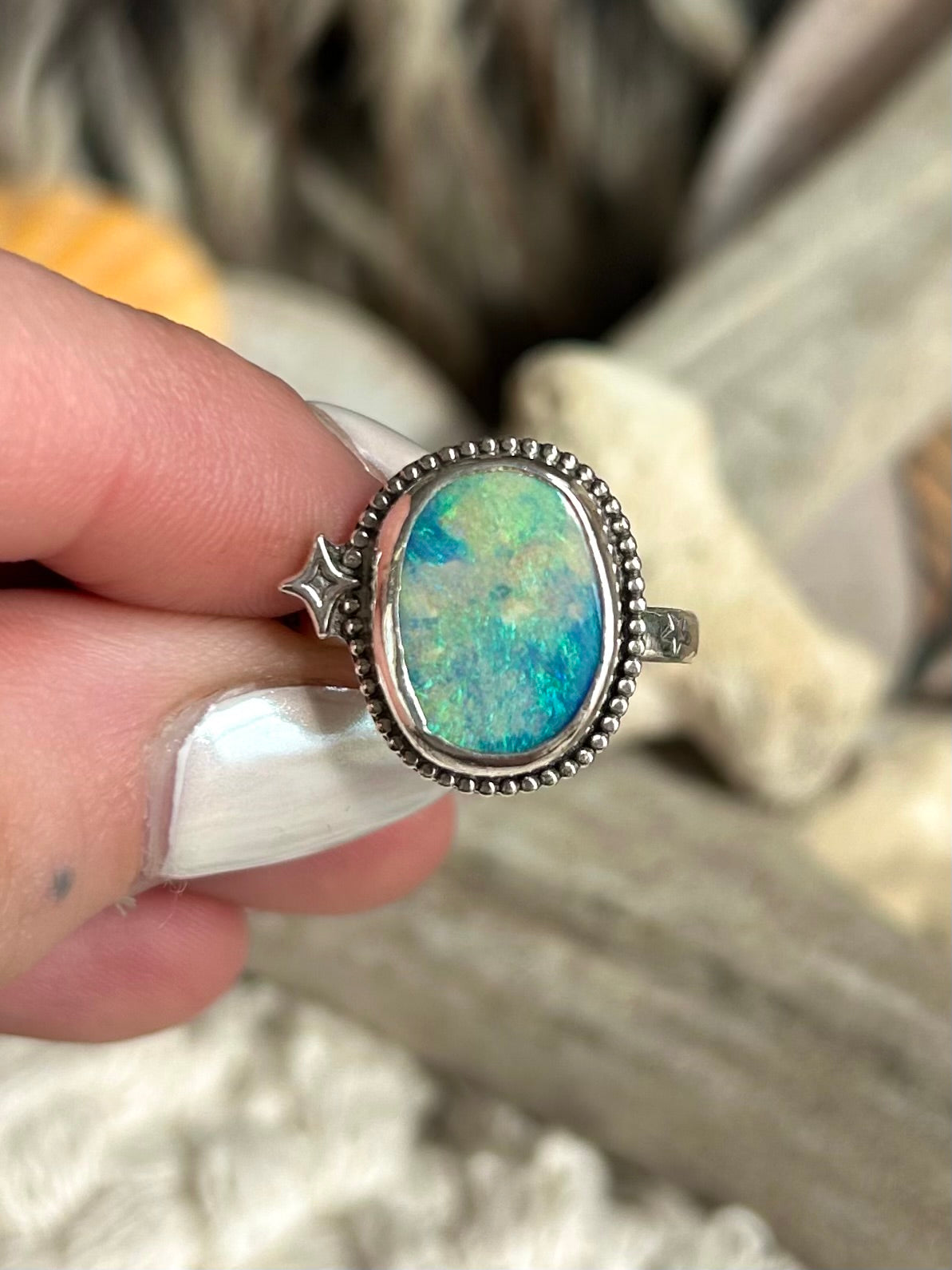 Coastal Opal Size 8