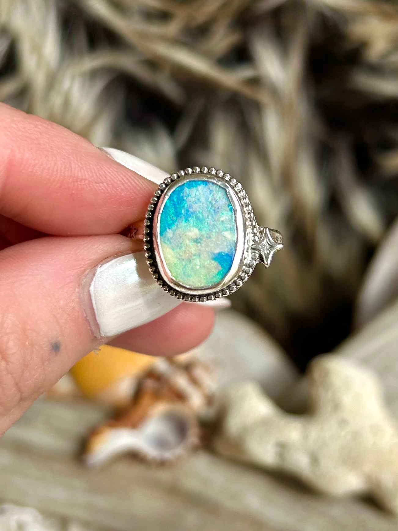 Coastal Opal Size 8