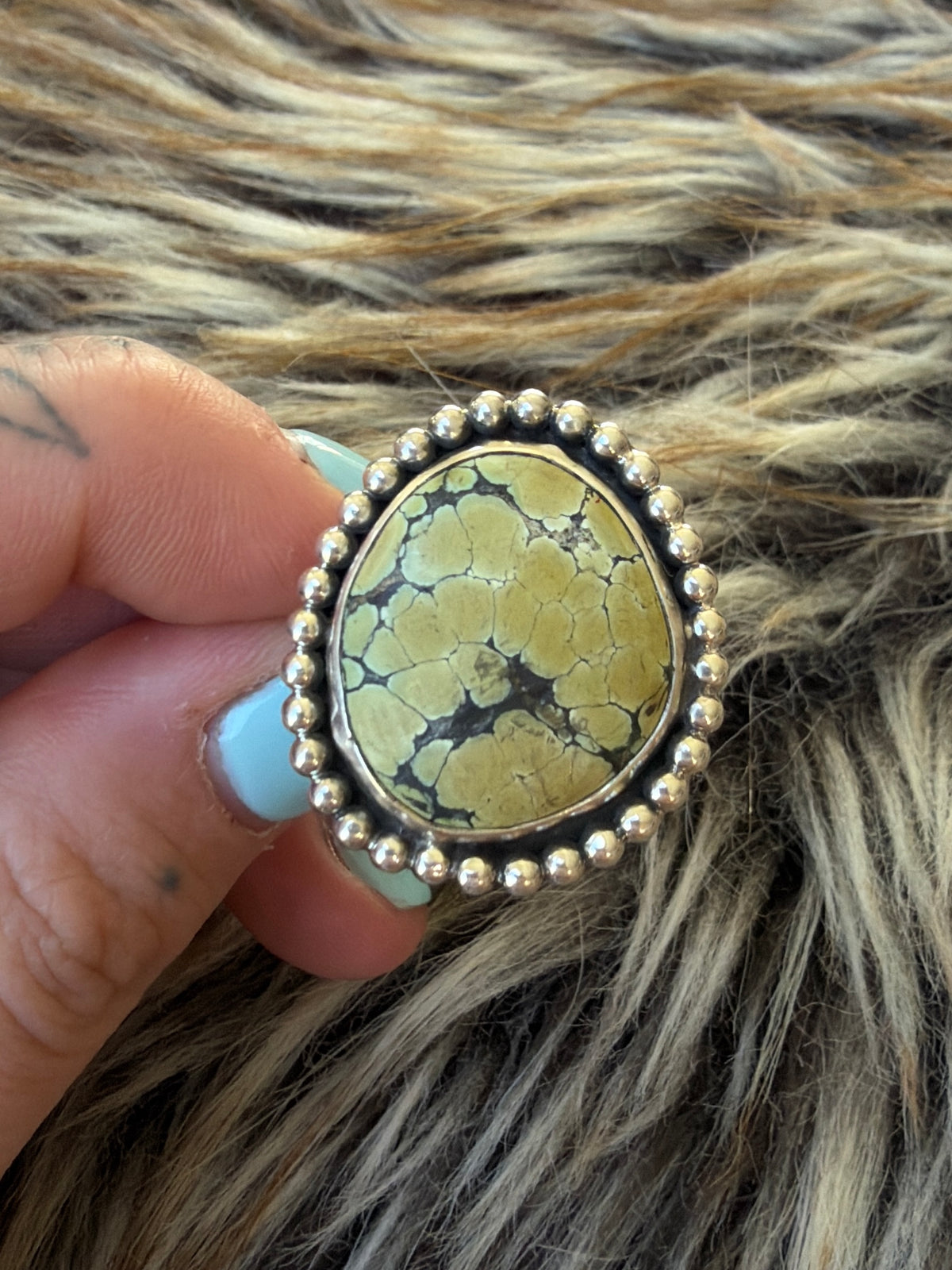 Hubei turquoise size 7.25