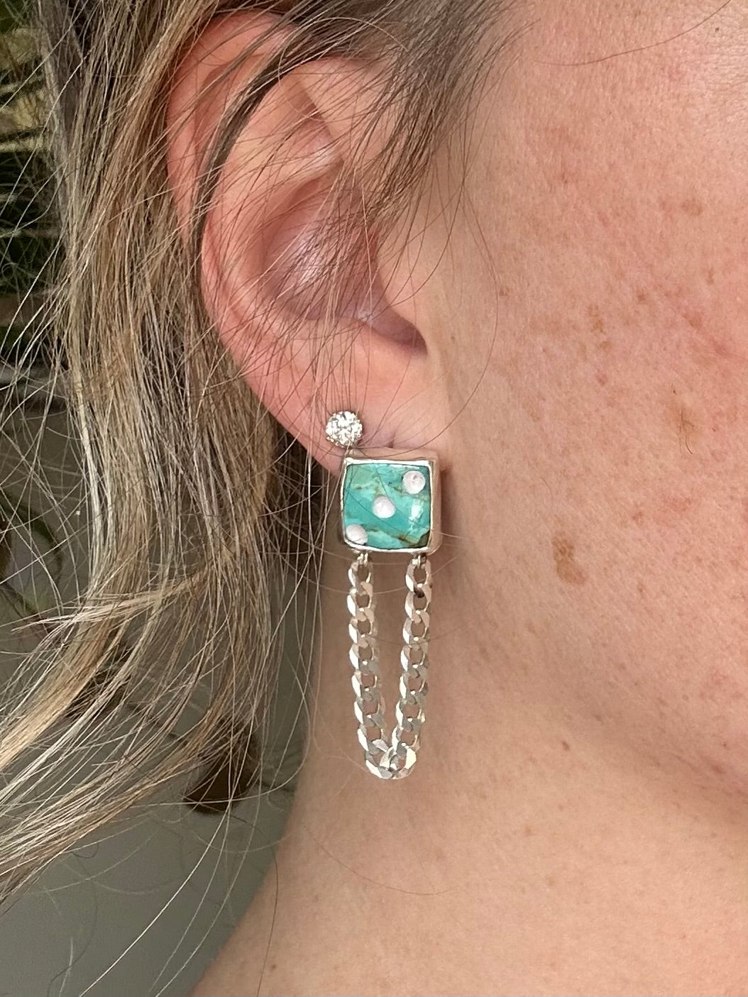 roll the dice studs