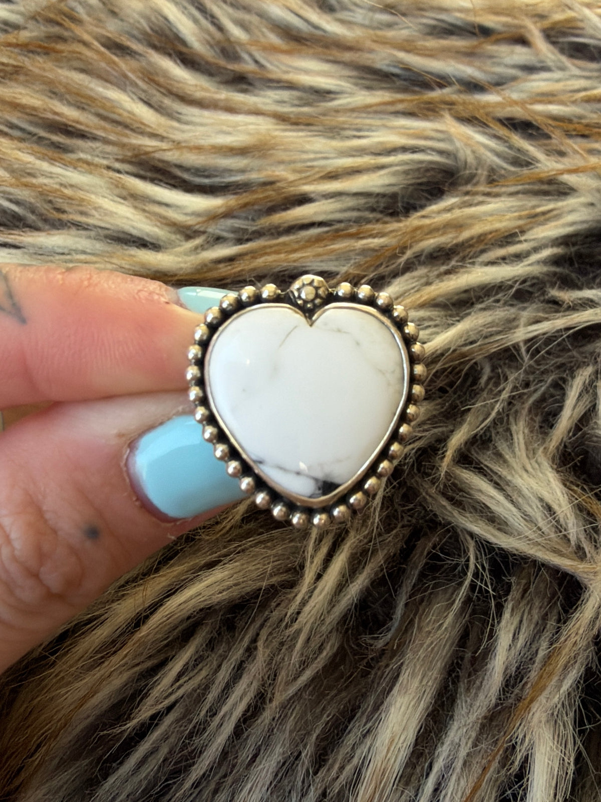 White buffalo heart size 6.25