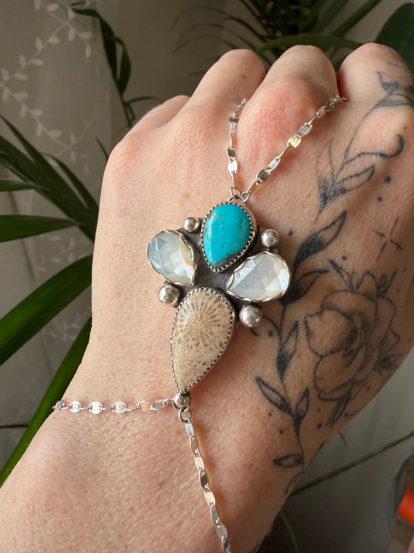 Coastal Handchain